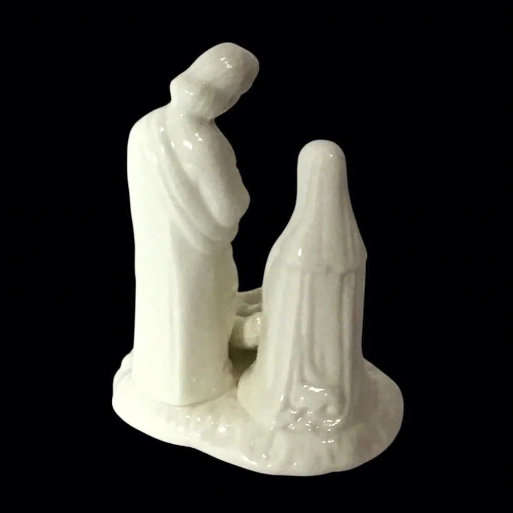 Giftco Inc Ceramic Nativity Figurine Scene 4 Inch‎